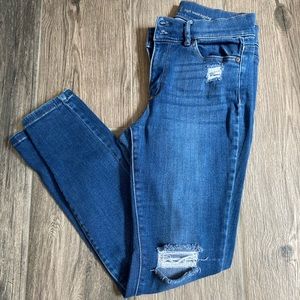 SOHO NY&C Distressed High Waist Legging Jeans Size 8